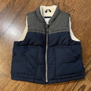 Like New GAP 12-18 Month Baby Fleece Lined Puffy Vest Navy & Grey Herringbone
